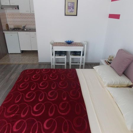 Hanifa Apartmani Rovinj Exteriör bild