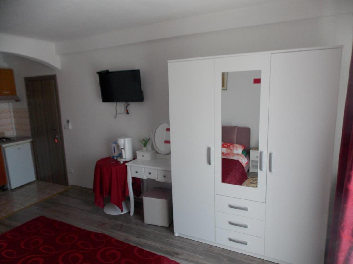 Hanifa Apartmani Rovinj Exteriör bild