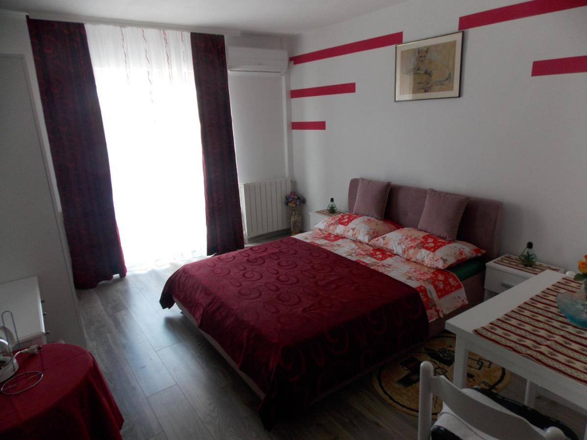Hanifa Apartmani Rovinj Exteriör bild
