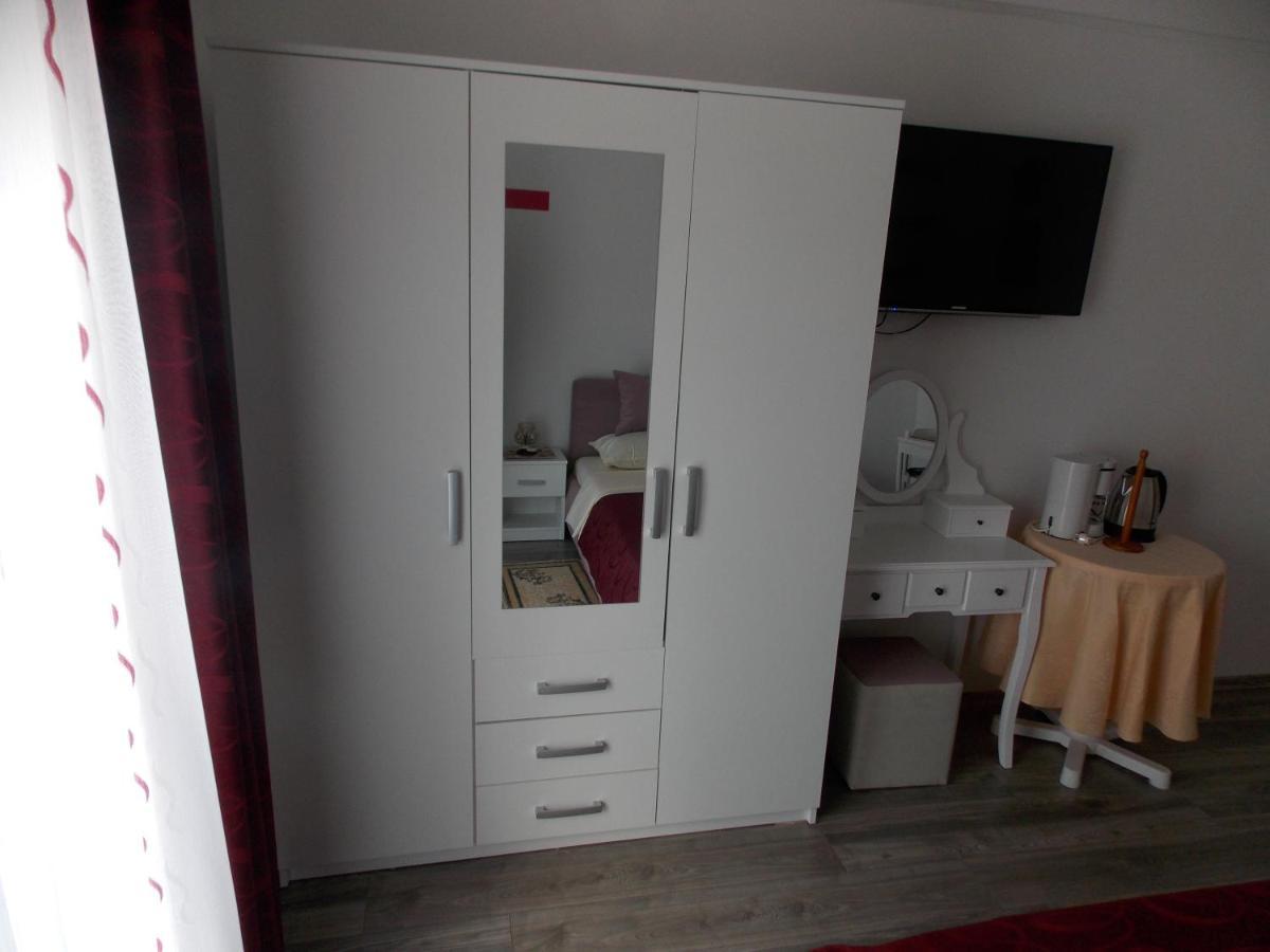 Hanifa Apartmani Rovinj Exteriör bild